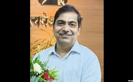 Alok Tripathi, IRTS Officer, Appointed Joint Secretary in Petroleum Ministry