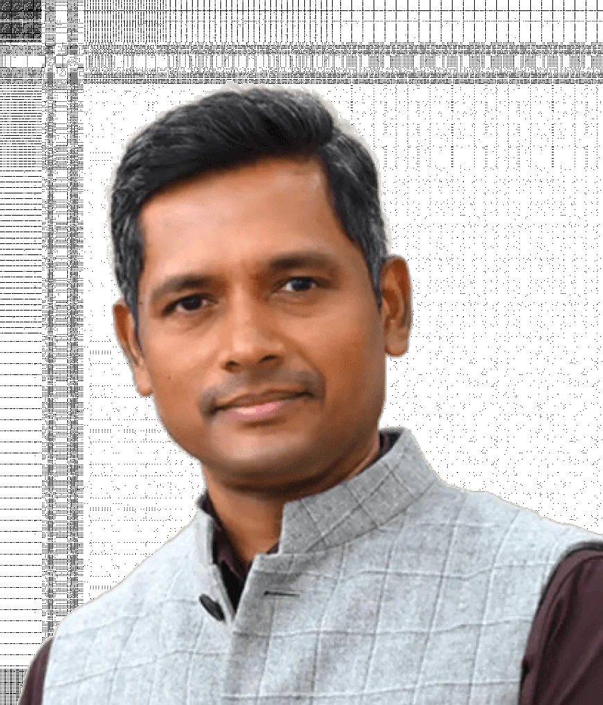 IAS Officer Dr Rathan Kelkar Named Secretary to Kerala Chief Minister