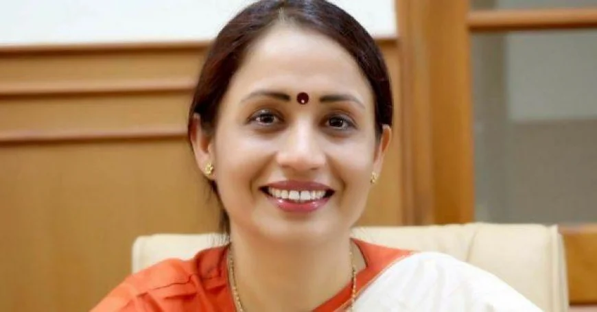 Karnataka Leadership Transition: Dr. Shalini Rajneesh Likely to Retain Chief Secretary Post